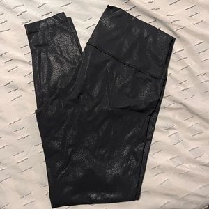 Lulu Lemon High Rise Shine 25” size 12